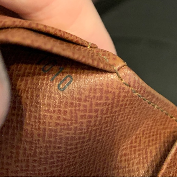 / Louis Vuitton Vintage Porte Monnaie Tressor Wallet - Picture 16 of 16